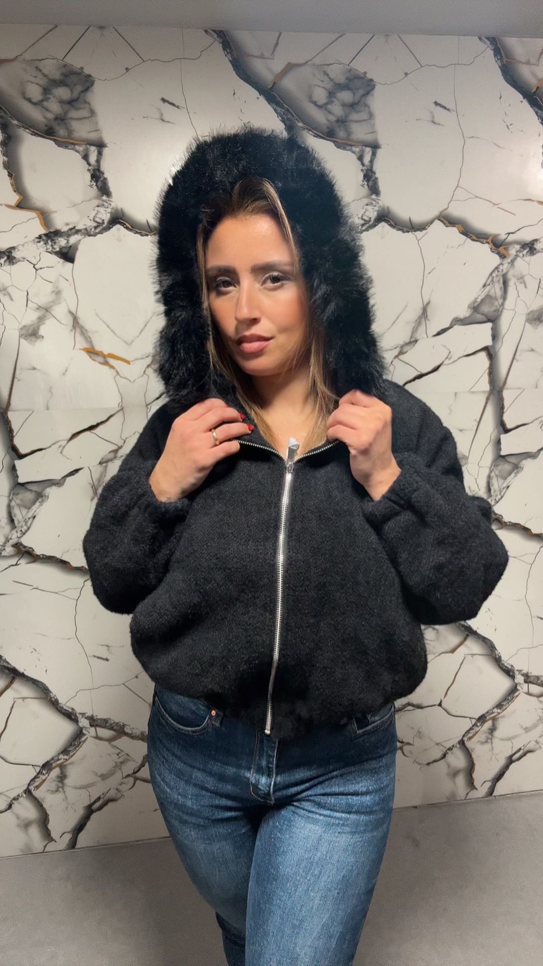 Giacca Imbottita Effetto Lana con Bordo Fur