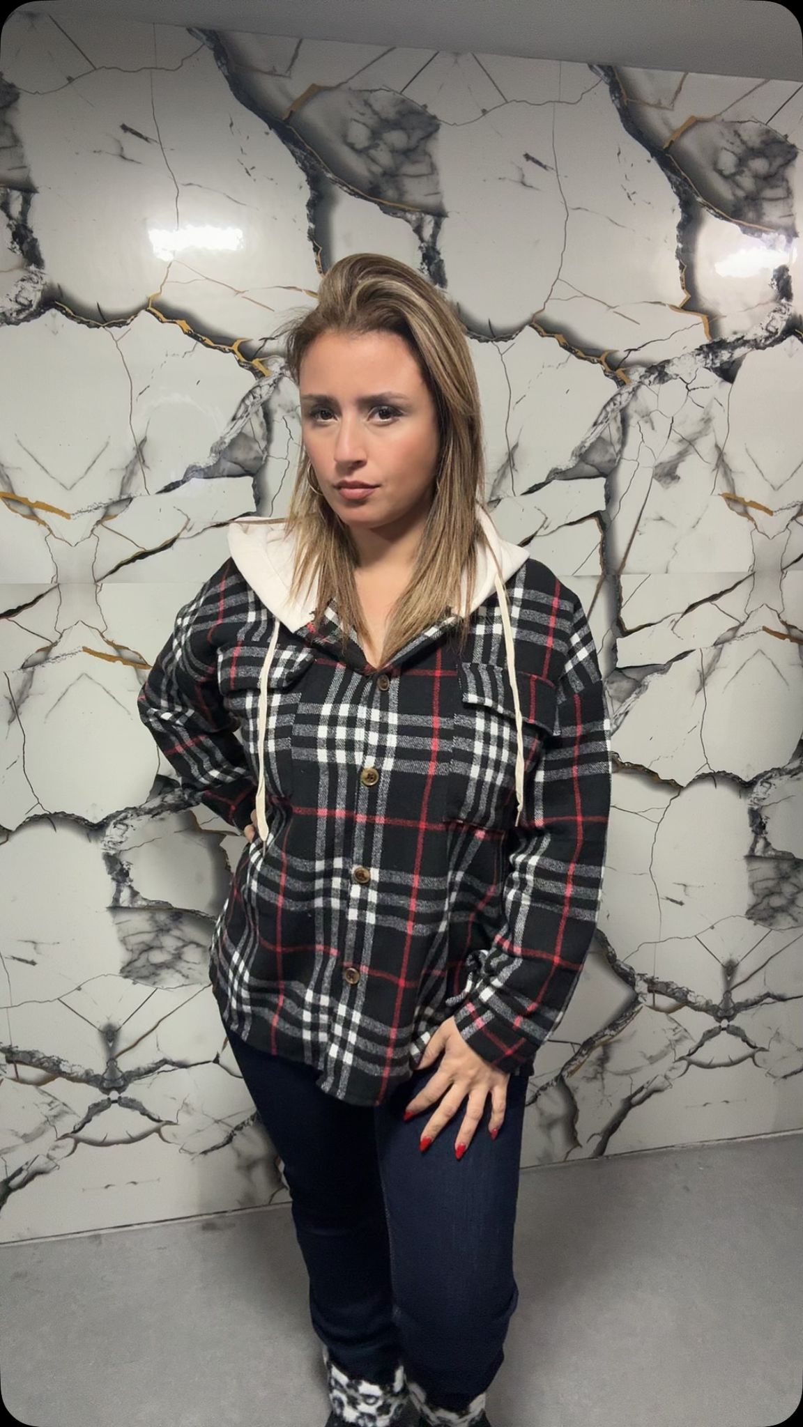 Camicia a Quadri con Cappuccio a Contrasto