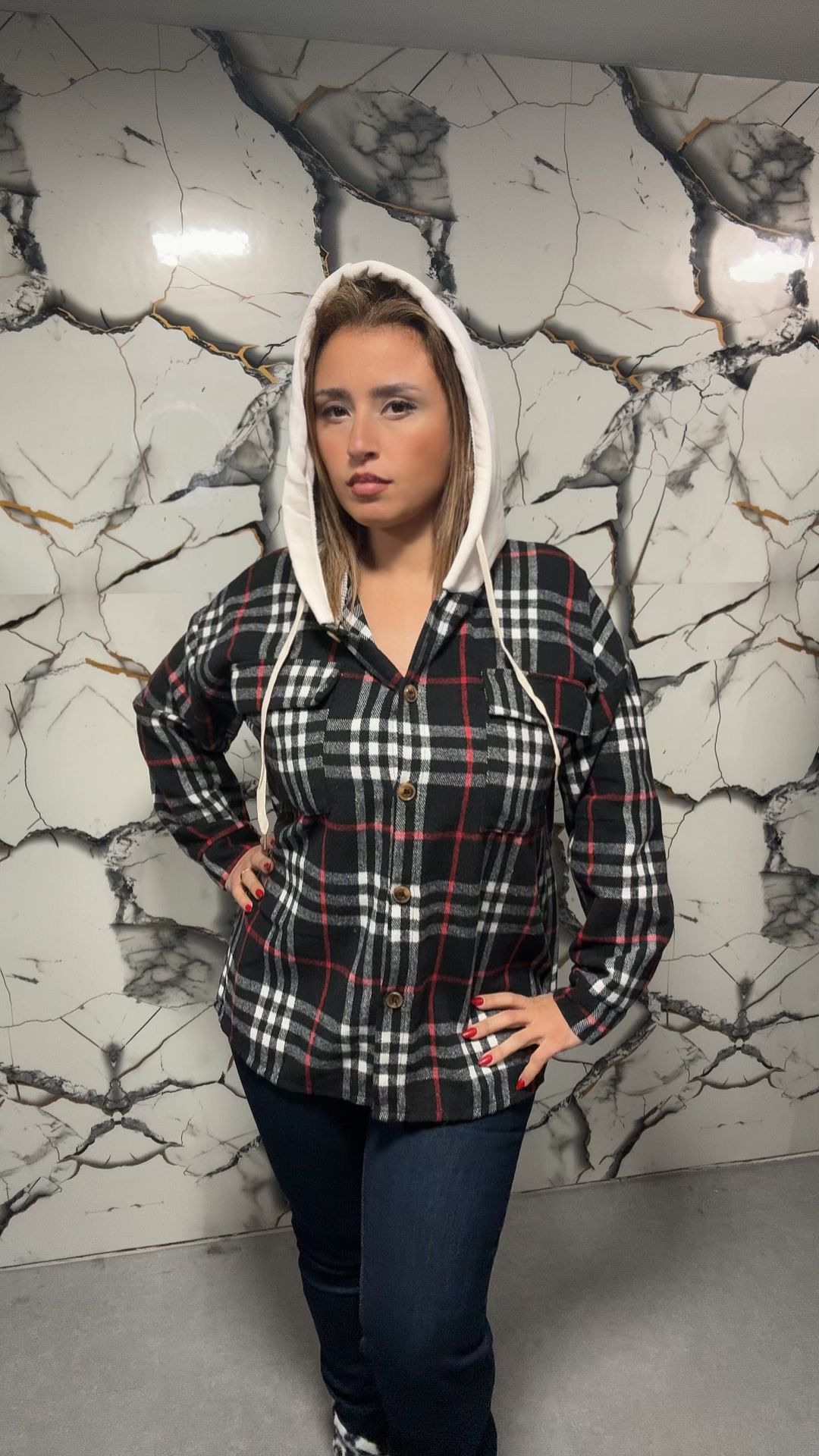 Camicia a Quadri con Cappuccio a Contrasto